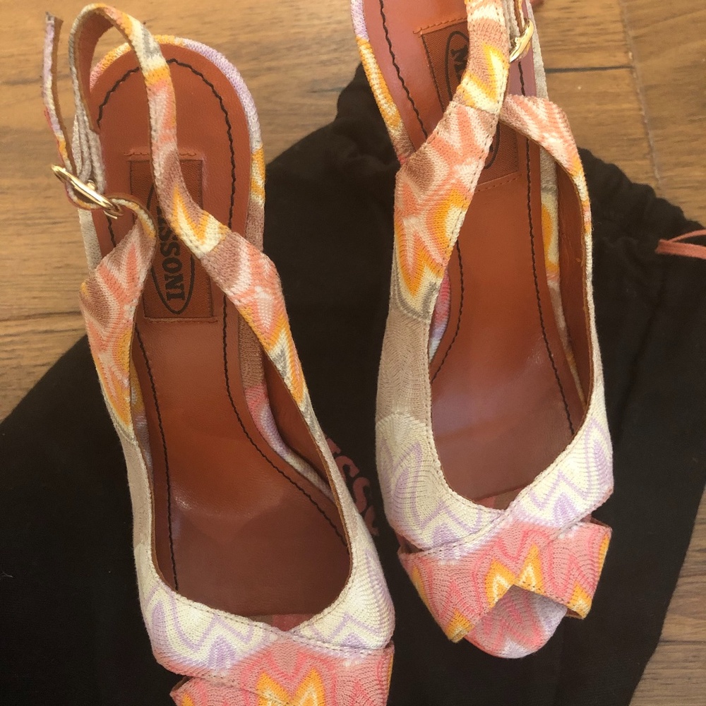 MISSONI Platform Slingback Peep Toe Chevron Heels